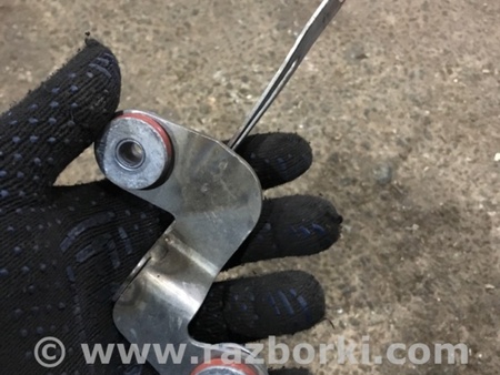 ФОТО Крепление глушителя для Porsche Panamera I 970 (09-16) Київ