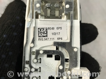 ФОТО Плафон подсветки салона для Audi (Ауди) A3 III 8V (12-20) Київ