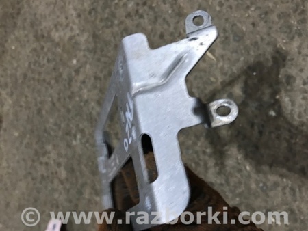 ФОТО Кронштейн для Porsche Panamera I 970 (09-16) Київ