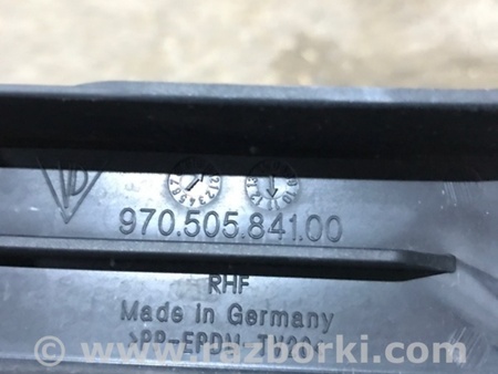 ФОТО Кронштейн для Porsche Panamera I 970 (09-16) Київ