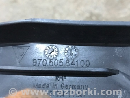 ФОТО Кронштейн для Porsche Panamera I 970 (09-16) Київ