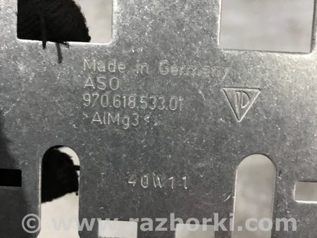 ФОТО Кронштейн для Porsche Panamera I 970 (09-16) Київ