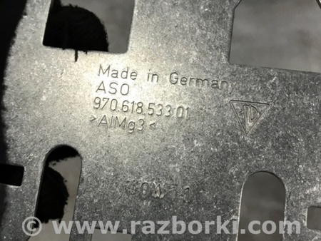 ФОТО Кронштейн для Porsche Panamera I 970 (09-16) Київ