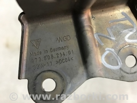 ФОТО Кронштейн для Porsche Panamera I 970 (09-16) Київ