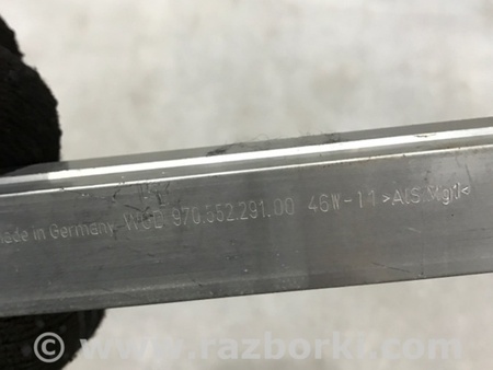 ФОТО Кронштейн для Porsche Panamera I 970 (09-16) Київ