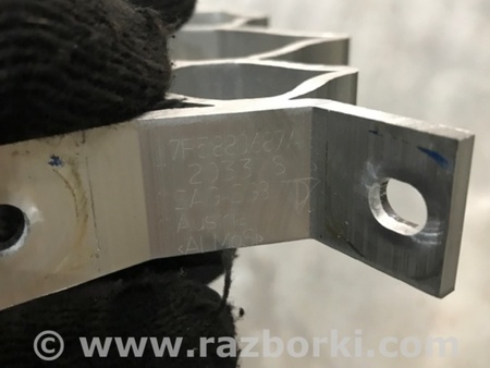 ФОТО Кронштейн для Porsche Cayenne II 958 E2/92A (10-14) Київ