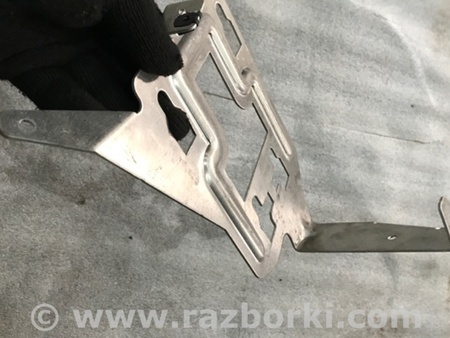 ФОТО Кронштейн для Porsche Cayenne II 958 E2/92A (10-14) Київ