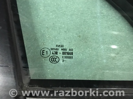 ФОТО Форточка двери для Porsche Cayenne II 958 E2/92A (10-14) Київ