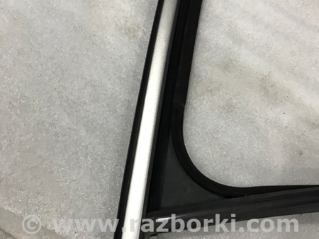 ФОТО Направляющая стекла двери для Porsche Cayenne II 958 E2/92A (10-14) Київ