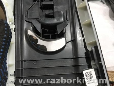 ФОТО Накладка на стойку кузова для Audi (Ауди) A3 III 8V (12-20) Київ