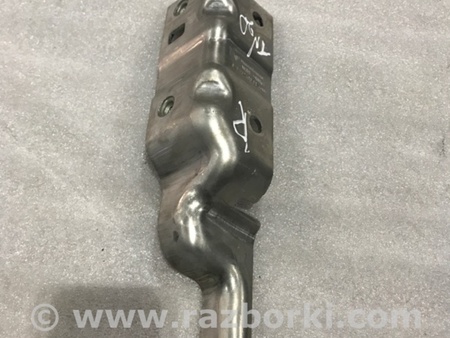 ФОТО Кронштейн для Porsche Panamera I 970 (09-16) Київ