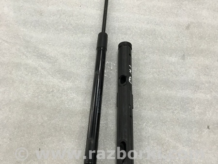 ФОТО Амортизатор капота для Porsche Panamera I 970 (09-16) Київ