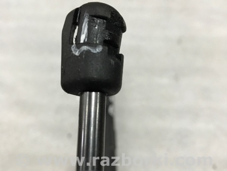 ФОТО Амортизатор капота для Porsche Panamera I 970 (09-16) Київ