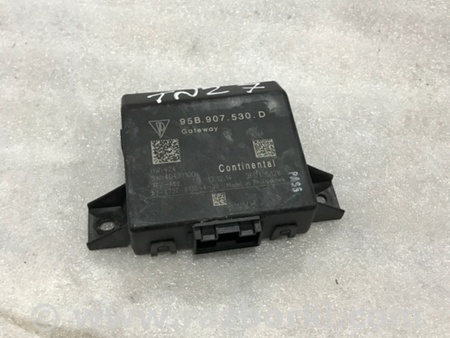 ФОТО Блок управления для Porsche Macan I 95B +FL (13-18) Київ