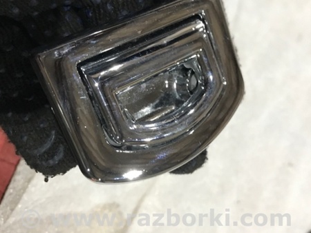 ФОТО Кронштейн крепления груза для Porsche Macan I 95B +FL (13-18) Київ