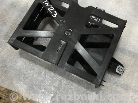 ФОТО Кронштейн для Audi (Ауди) A4 V B9 - 8W (2015-) Київ