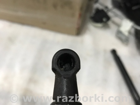 ФОТО Амортизатор капота для Audi (Ауди) A4 V B9 - 8W (2015-) Київ