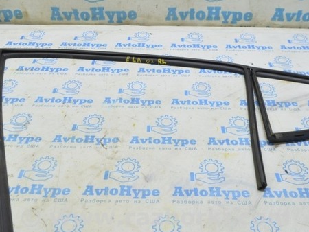 ФОТО Уплотнитель стекла зад для Hyundai Elantra AD (09.2015-2020) Одесса