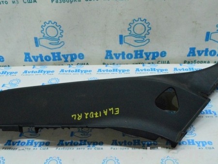 ФОТО Накладка задней стойки для Hyundai Elantra AD (09.2015-2020) Одесса