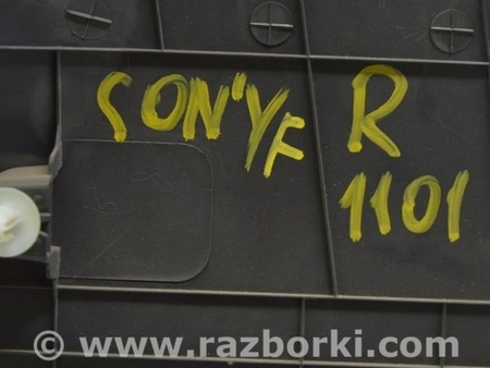 ФОТО Накладка центральной стойки для Hyundai Sonata YF (09.2009-03.2014) Одеса