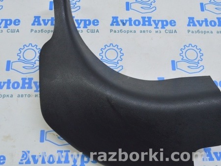 ФОТО Накладка передней стойки для Nissan LEAF (2018-) Одесса