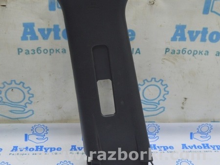 ФОТО Накладка центральной стойки для Nissan LEAF (2018-) Одесса