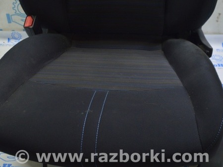 ФОТО Водительское сидение для Nissan LEAF (2018-) Одесса