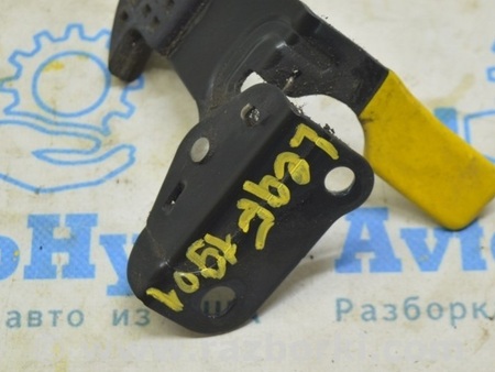 ФОТО Крюк замка капота для Nissan LEAF (2018-) Одесса