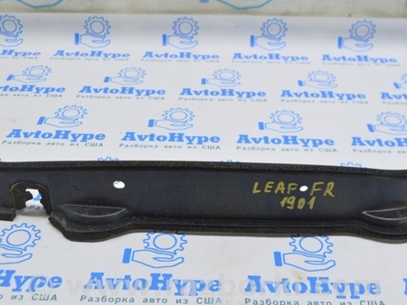 ФОТО Уплотнитель крыла дверь для Nissan LEAF (2018-) Одесса