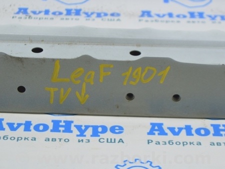 ФОТО Планка телевизора нижняя для Nissan LEAF (2018-) Одесса