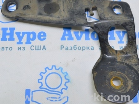 ФОТО Кронштейн переднего подрамника для Nissan LEAF (2018-) Одесса