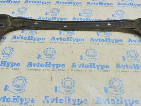 ФОТО Распорка переднего подрамника для Nissan LEAF (2018-) Одесса