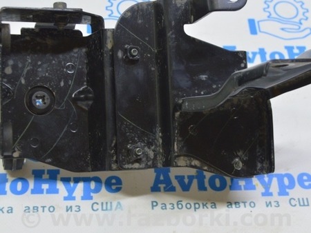 ФОТО Кронштейн ABS для Nissan LEAF (2018-) Одесса