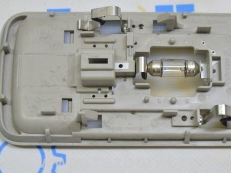 ФОТО Плафон освещения центральный для Nissan LEAF (2018-) Одесса