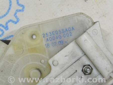 ФОТО Замок зарядного порта для Nissan LEAF (2018-) Одесса