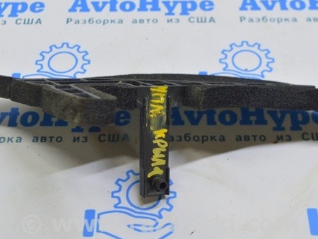 ФОТО Дефлектор уплотнитель крыла для Nissan LEAF (2018-) Одесса