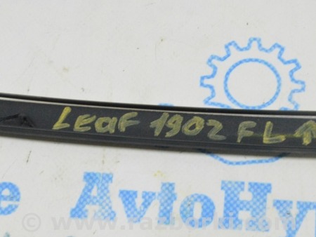 ФОТО Молдинг двери верхний для Nissan LEAF (2018-) Одесса