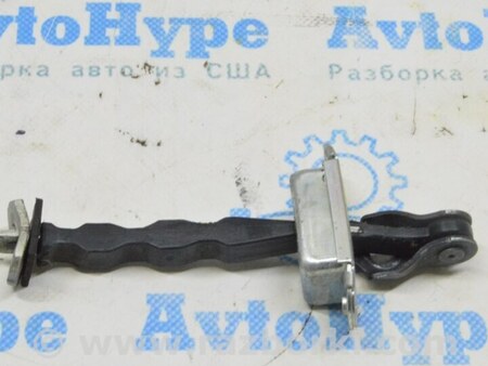 ФОТО Ограничитель двери передней для Nissan LEAF (2018-) Одесса