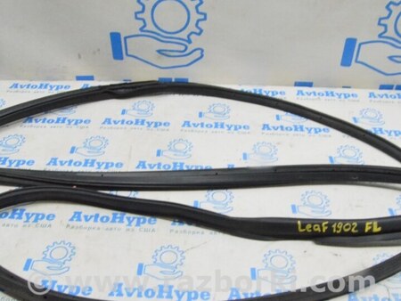 ФОТО Уплотнитель двери передней для Nissan LEAF (2018-) Одесса