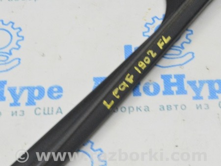 ФОТО Уплотнитель стекла передний для Nissan LEAF (2018-) Одесса