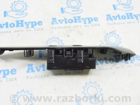 ФОТО Накладка управления стеклоподъемником для Nissan LEAF (2018-) Одесса