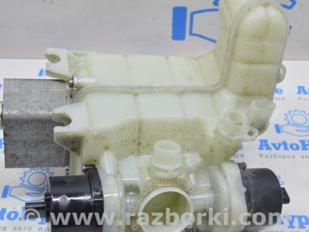 ФОТО Расширительный бачок охлаждения для Tesla Model 3 Одесса