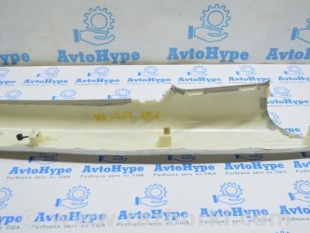 ФОТО Накладка задней стойки верхняя правая для Tesla Model 3 Одесса