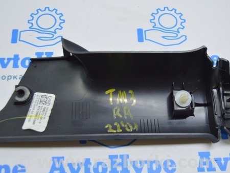 ФОТО Накладка задней стойки правая средняя для Tesla Model 3 Одесса