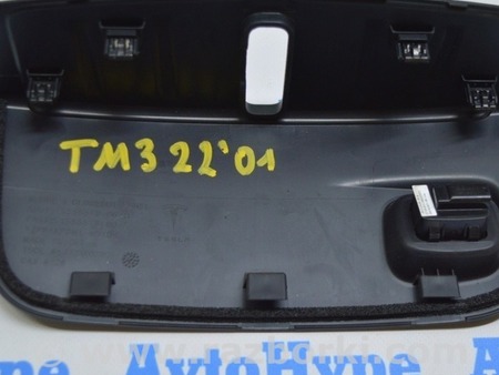 ФОТО Накладка проема переднего багажника для Tesla Model 3 Одесса