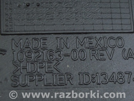 ФОТО Воздуховод обогрева 2-го ряда сидений левый для Tesla Model 3 Одесса