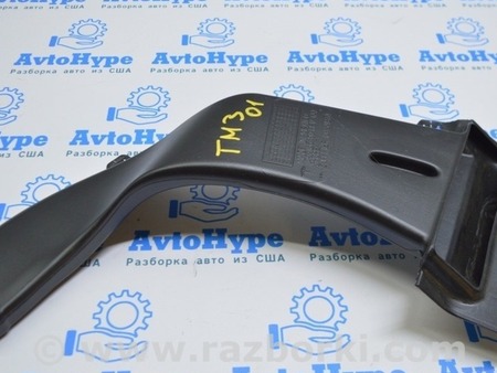 ФОТО Воздуховод обогрева 2-го ряда сидений правый для Tesla Model 3 Одесса