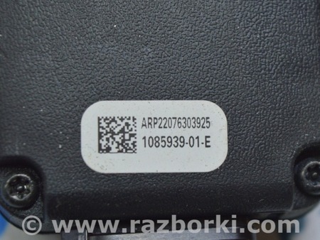 ФОТО Защелка ремня безопасности задняя левая для Tesla Model 3 Одесса