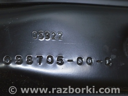 ФОТО Кронштейн второго ряда сидений внутренний для Tesla Model 3 Одесса