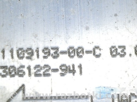 ФОТО Кронштейн нижнего усилителя переднего бампера для Tesla Model 3 Одесса